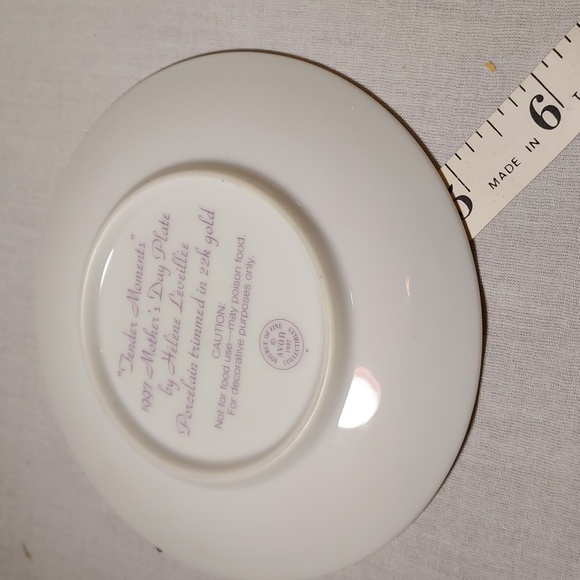 Vintage 1997 Avon Mother's Day Plate in Original Box - Picture 5 of 5